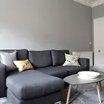 2 Bedroom Bruntsfield Apartment